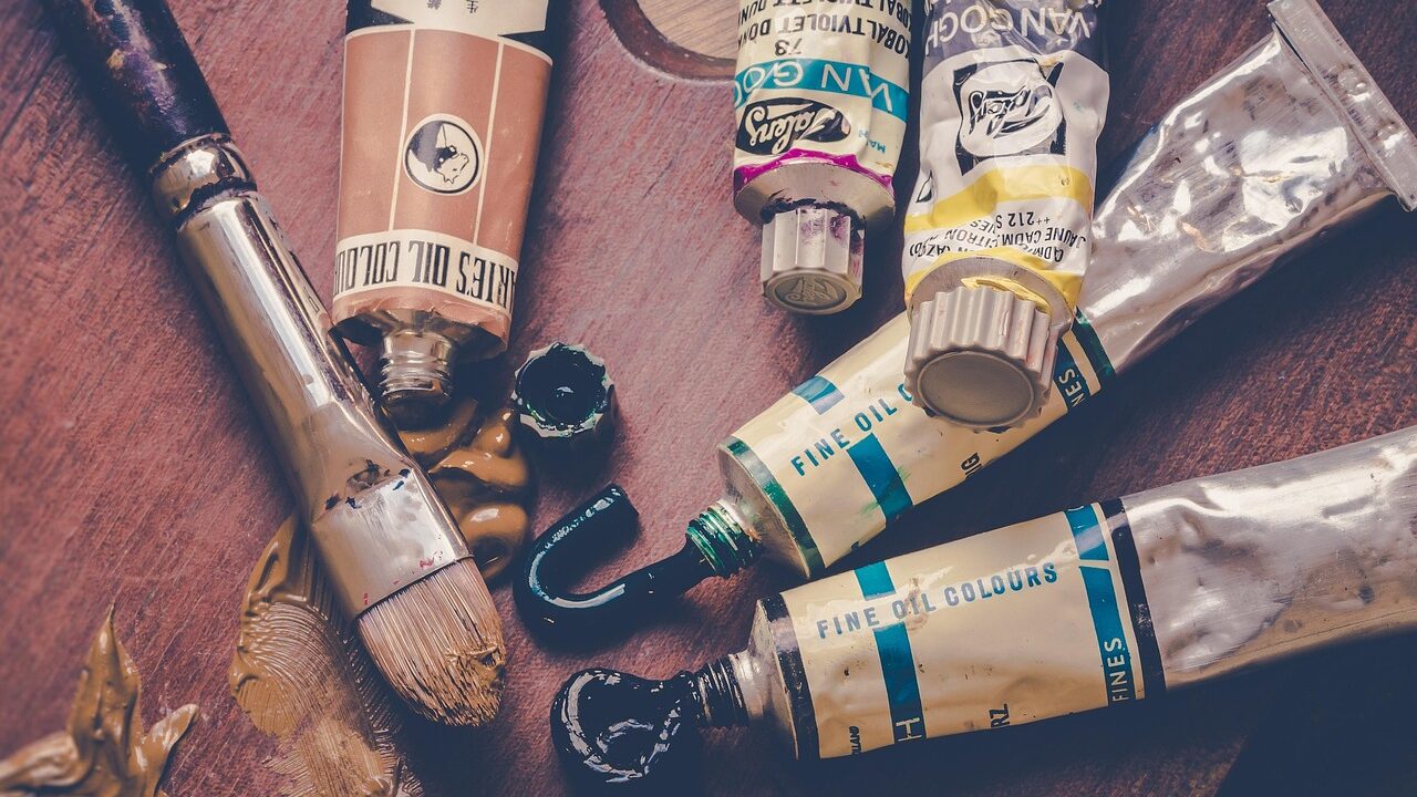 ylanite-paint-2940513_1280