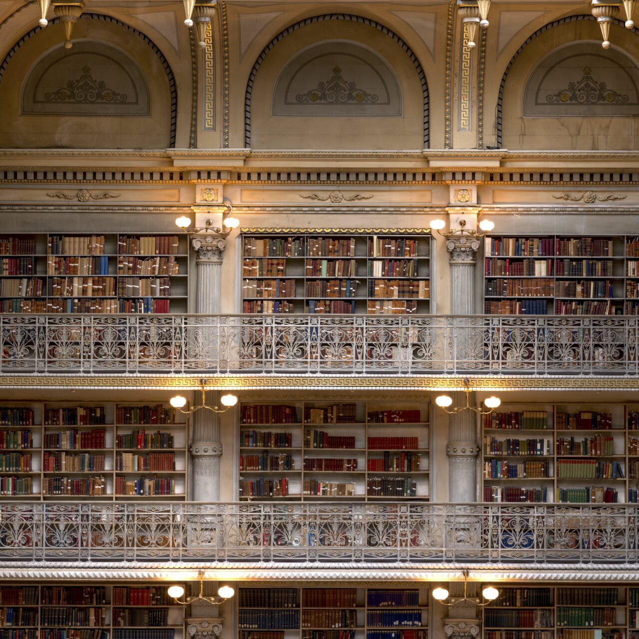 falkenpost-george-peabody-library-1629308